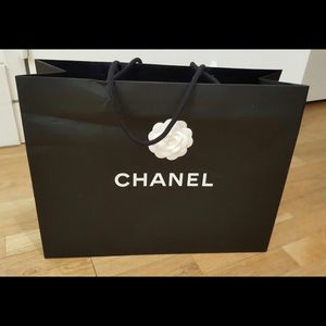 Chanel shopping bag